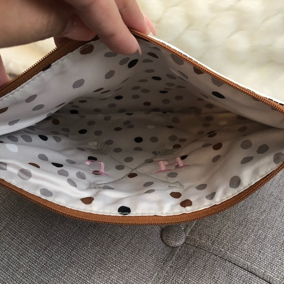 Thirty One 31 Rubie Mini Zipper Clutch - Picture 2 of 2